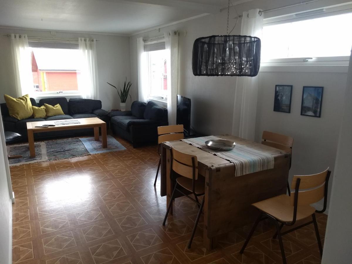 43 Oscarsgate Appartement Vadsø Buitenkant foto